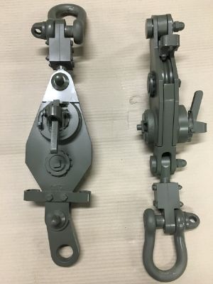 3 Tonne SWL Fighting vehicle Blocks. FV2158393